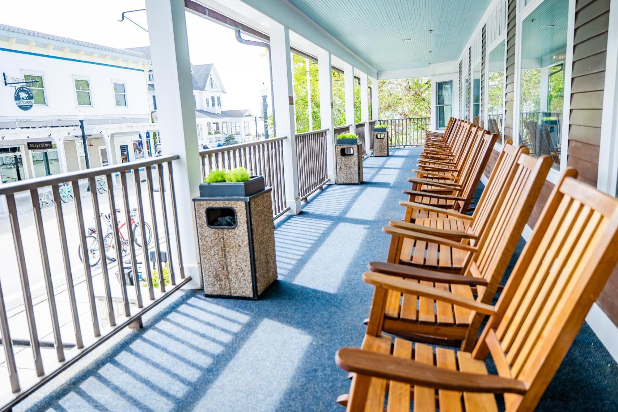Lake View Hotel Mackinac Island Bagian luar foto